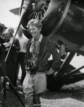 Amelia Earhart (22)